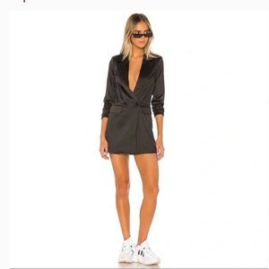 NWT Superdown Miley black shoulder padded shoulder button oversized blazer